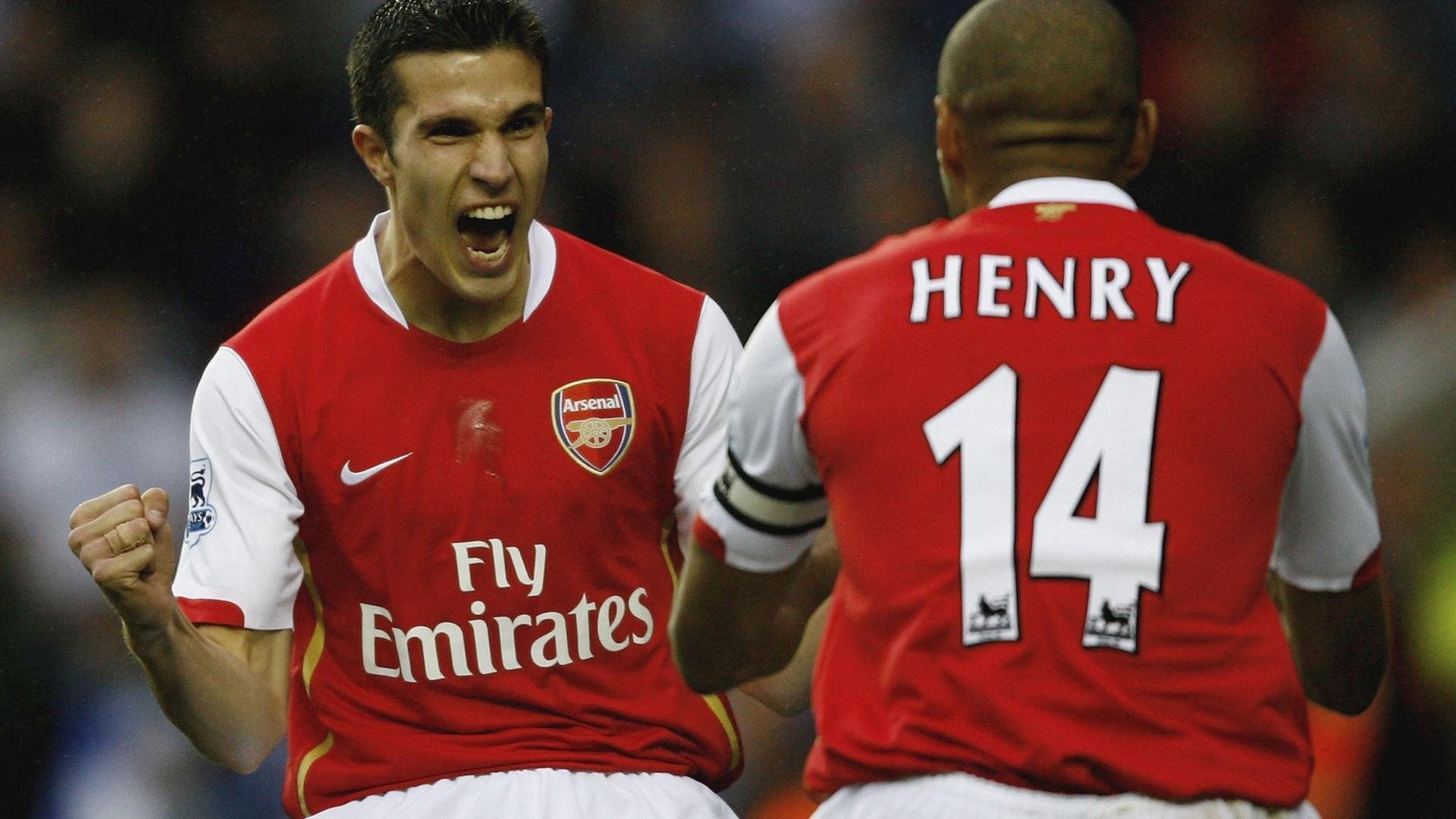 战术经典再现：欧洲豪门如何打造高效攻防体系，欧洲最强防线