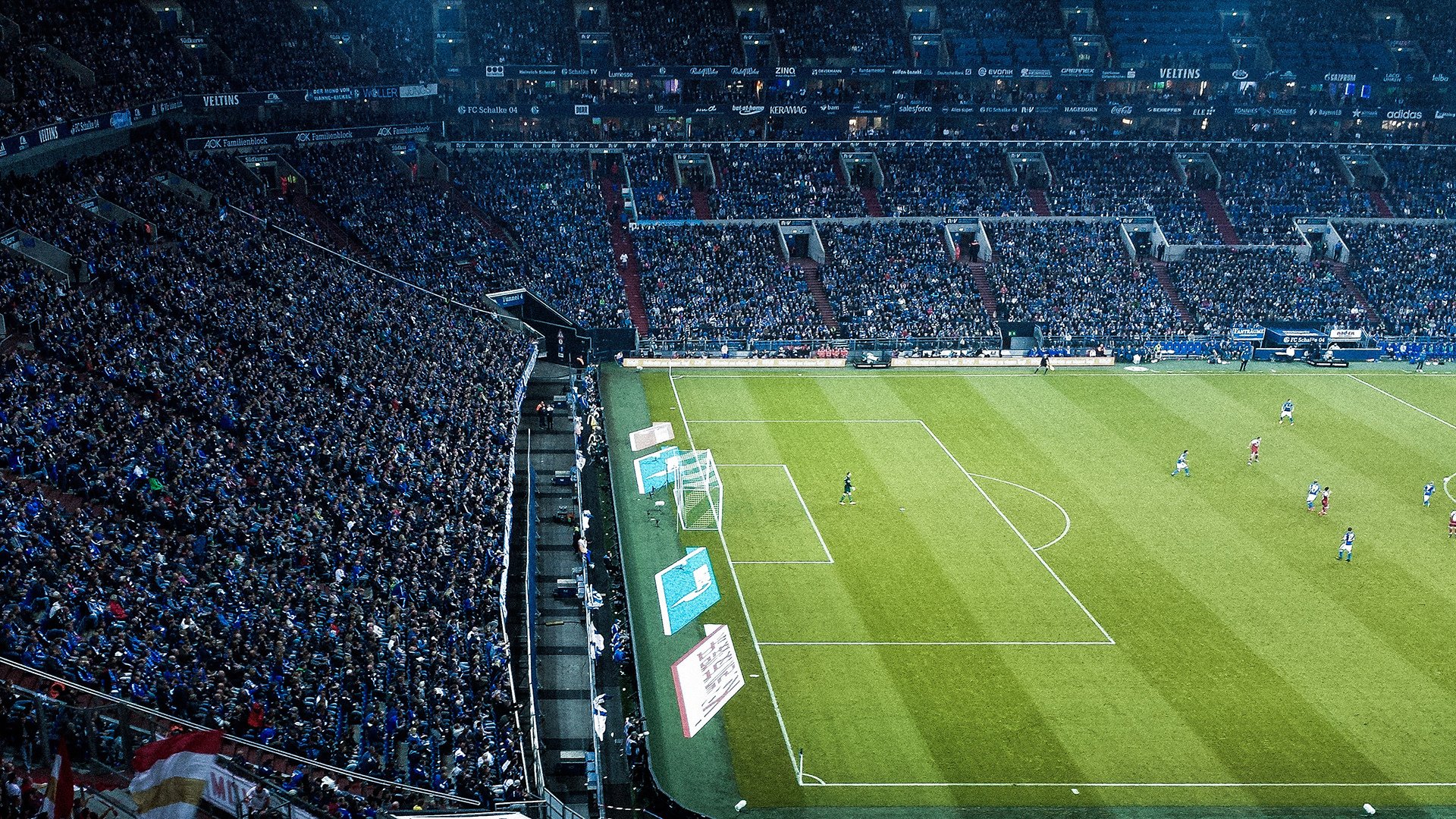 赛事转播采用5G技术实现低延迟直播，赛事转播用什么样的摄像机